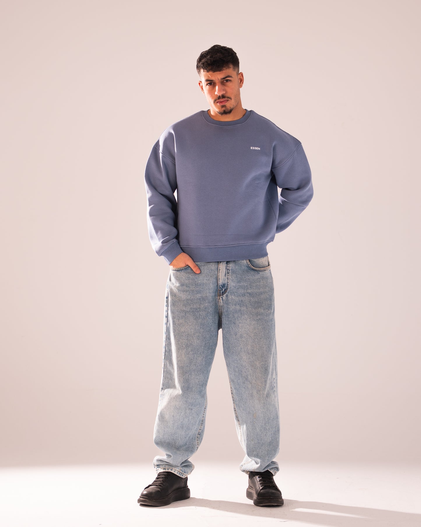 CREWNECK
